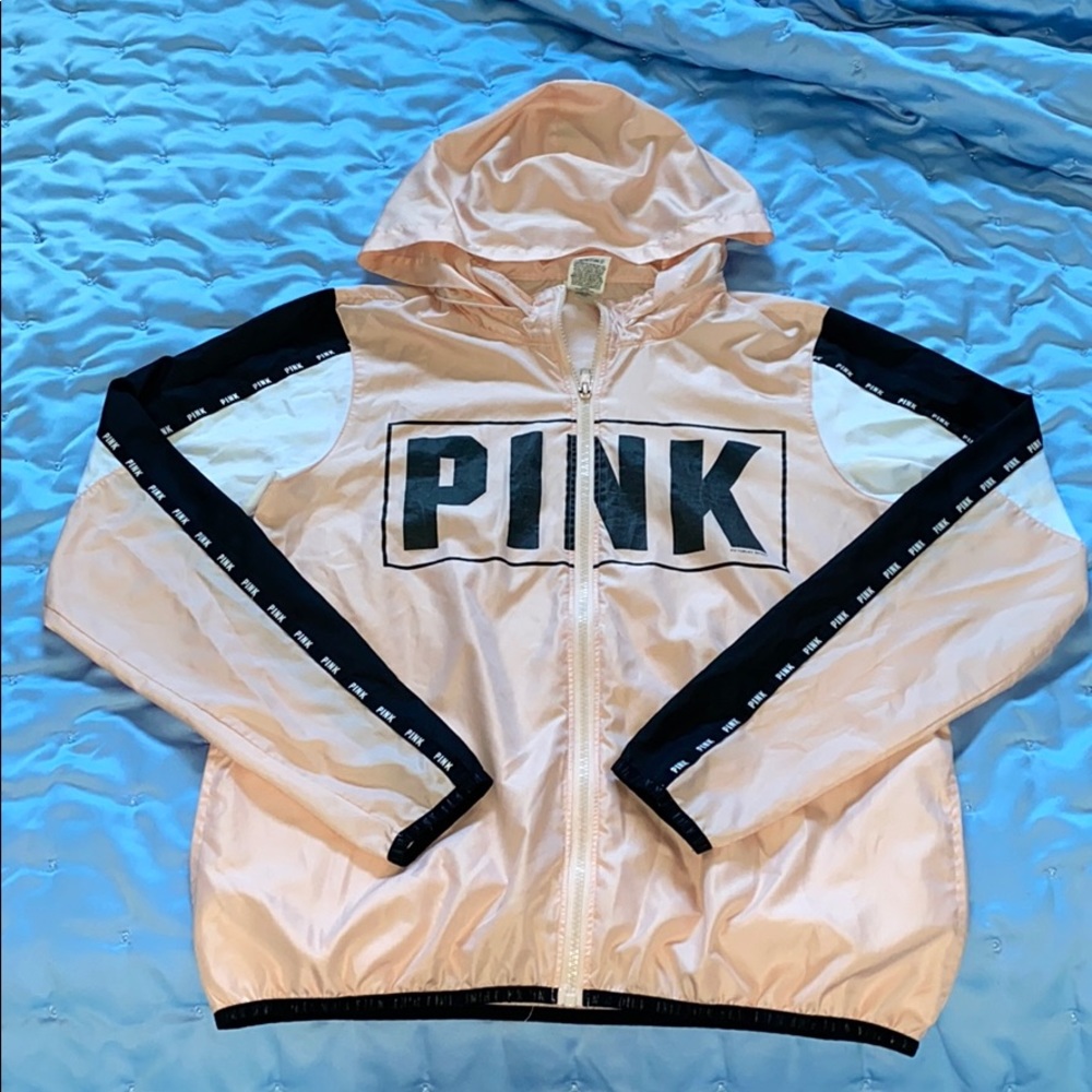 VS PINK Anorak